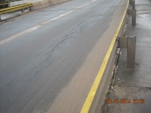 Rachaduras asfalto